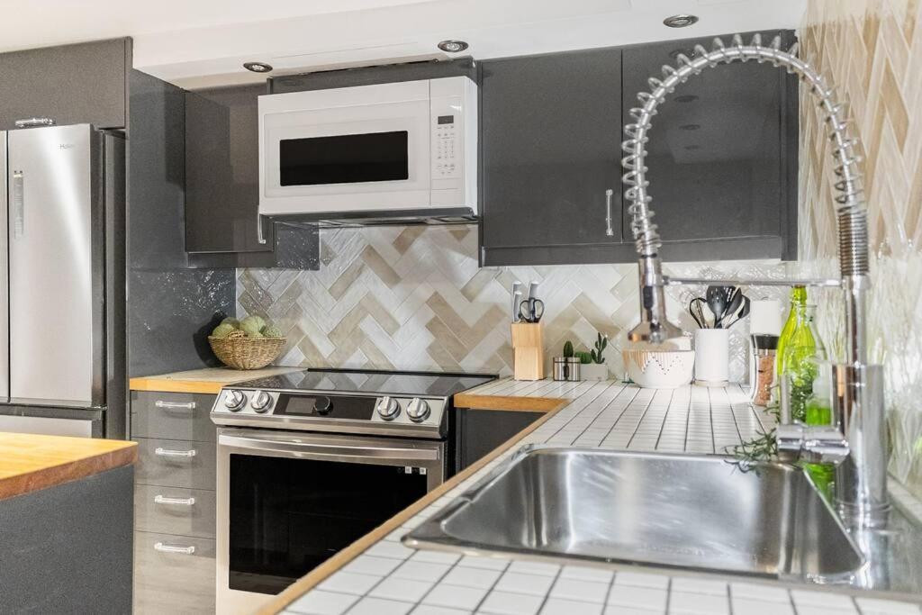 מונטריאול Magnificent 2Br Apartment Fully Equipped מראה חיצוני תמונה